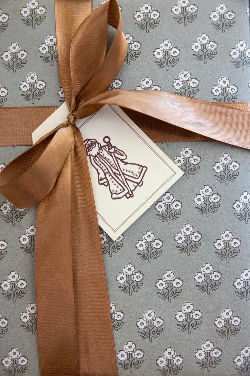 'Evergreen Topiary' wrapping paper roll