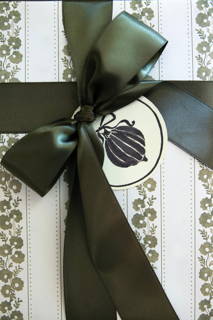 'Garland' wrapping paper roll