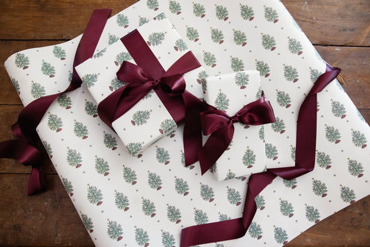 'O' Christmas Tree' wrapping paper roll