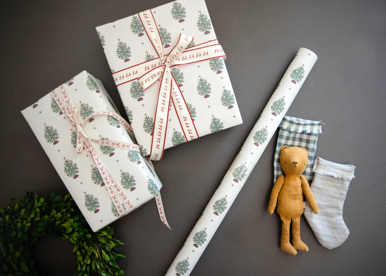 'O' Christmas Tree' wrapping paper roll