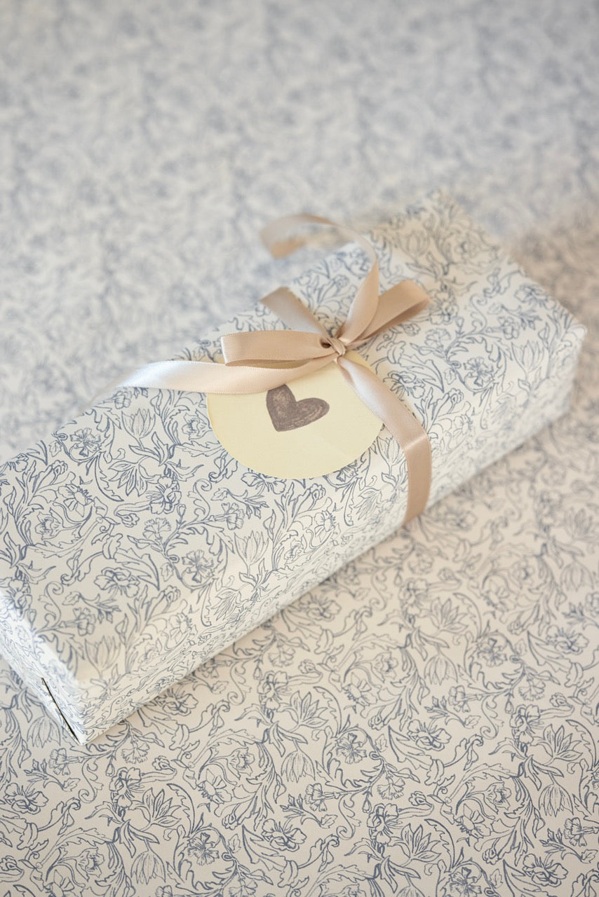 'Loose Blooms' wrapping paper roll