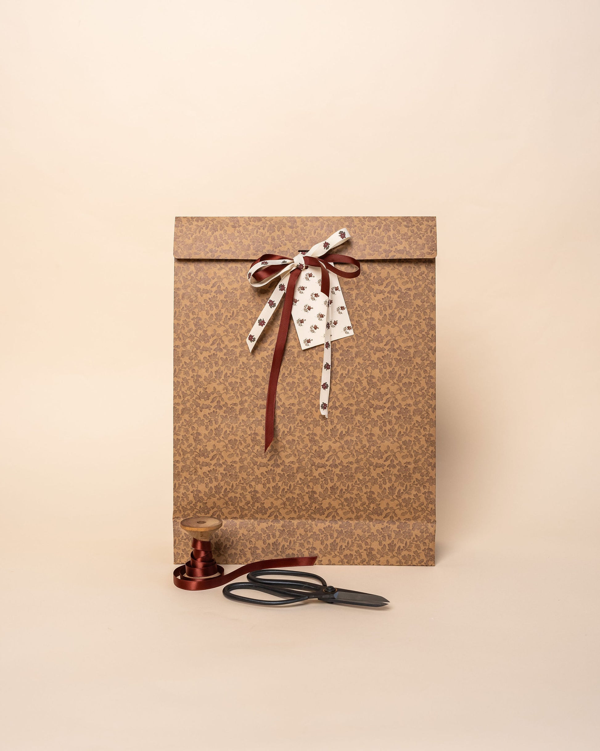 'Floret' Kraft Gift Bags with Ribbon -- Set of 6 – Parcel Paper